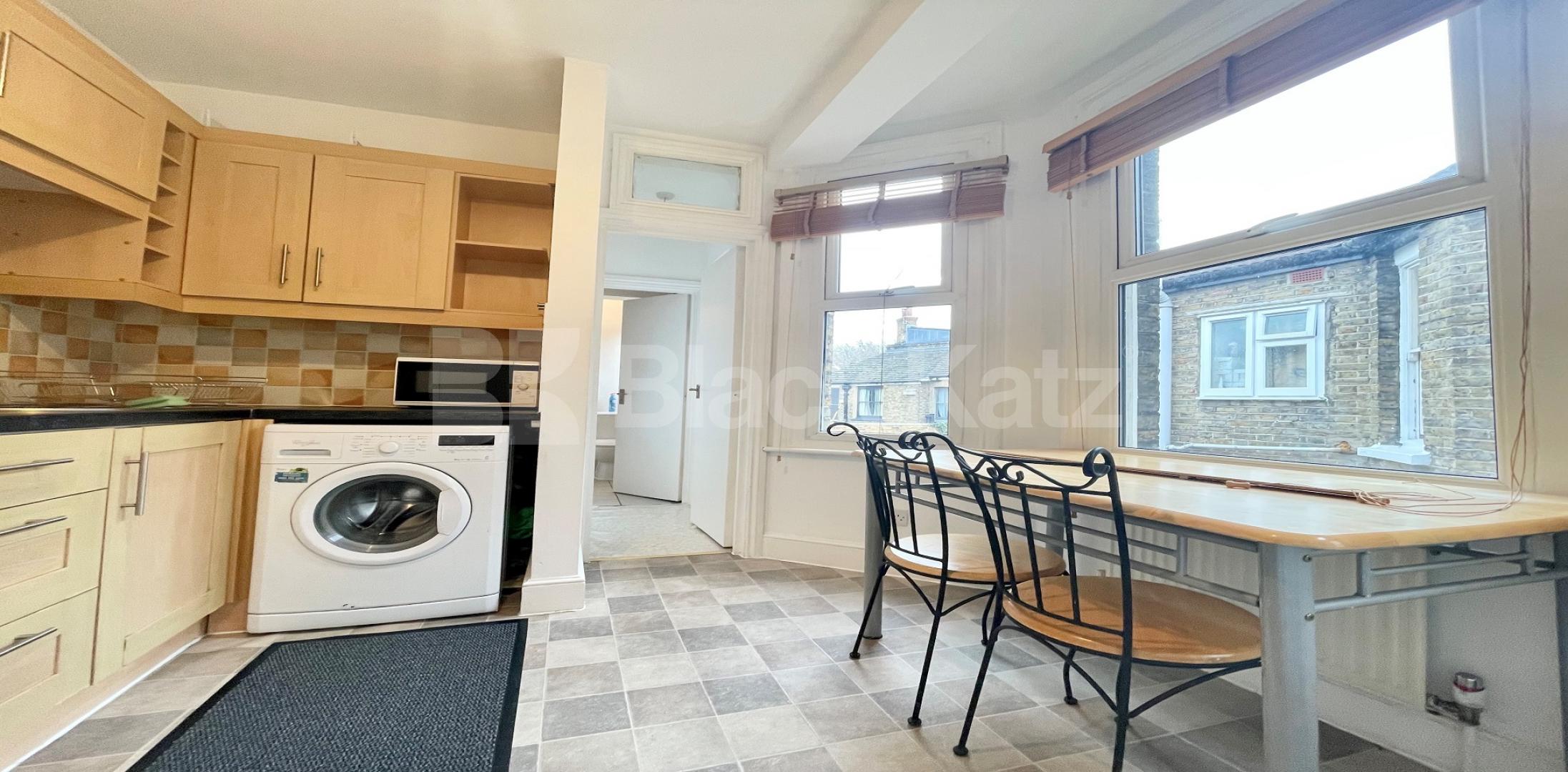 Offering over 570 sq.ft of living & entertaining space  Trundleys Road , Surrey Quays 